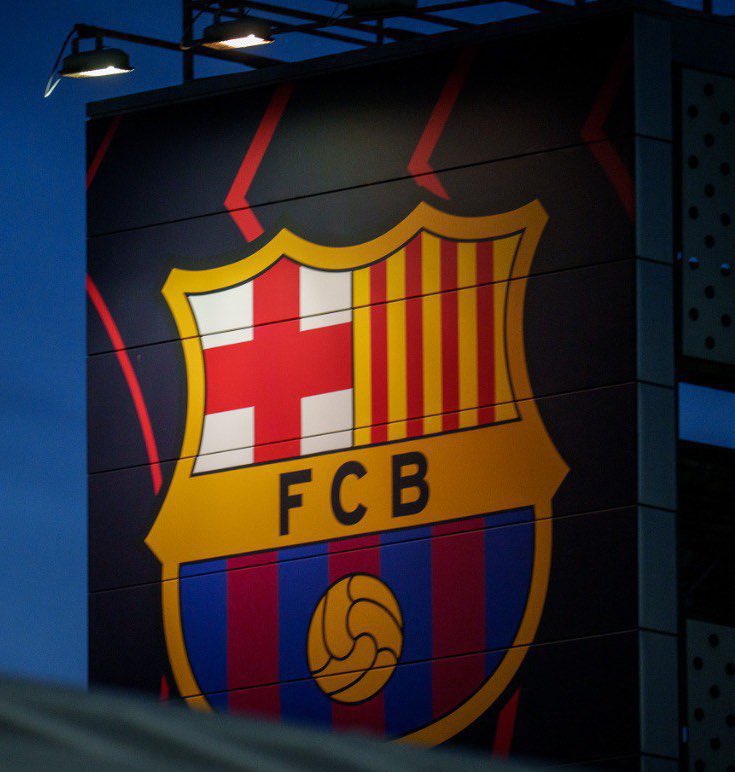 njaay_33's tweet photo. Match du jour ❤️❤️💙💙@FCBarcelona #visaca #Barca https://t.co/LmsXDkmQix