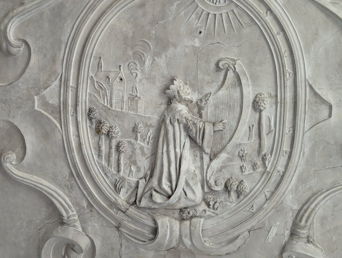 St_Hoppe's tweet photo. Es gibt viel zu entdecken und zu diskutieren in Schloss Horst (Flandern) #PALAMUSTO #HERITA #kunstgeschichte #Barock #stuck https://t.co/P75RbLKXL5