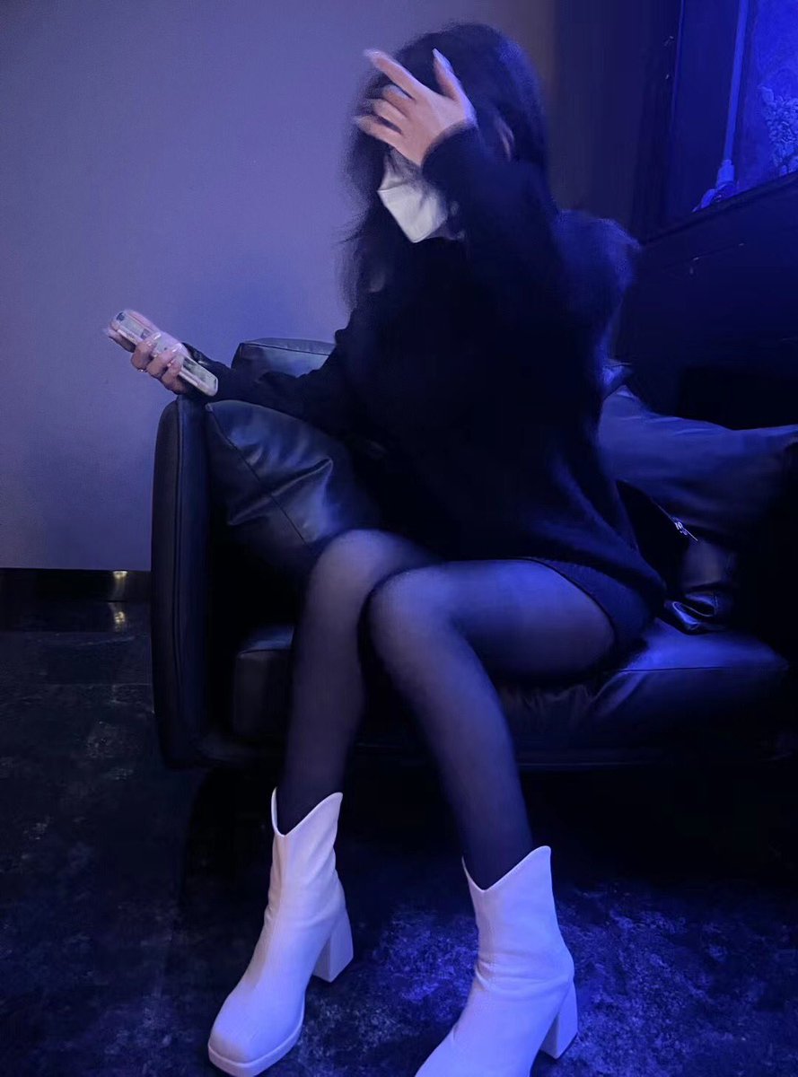 zzh6813's tweet photo. 最近有玩的吗 一男一女缺个女的可以私聊我哦#骚逼 #情侣找单 #郑州 #开封 https://t.co/UKeGL3VCXT