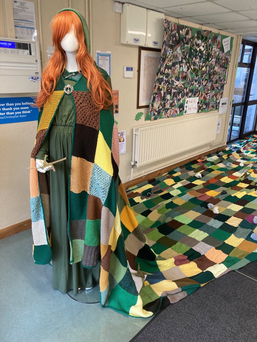 Happy #StBrigids day. The talented school community of St Mary’s NS in Ballygunner brought the saint’s@story to life by recreating her cloak with spectacular results! 👏 #waterford #education