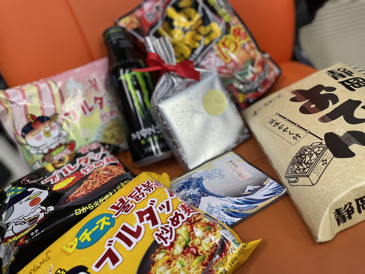 MIAA-392 Hana Himesaki, un camp de natation de 3 nuits