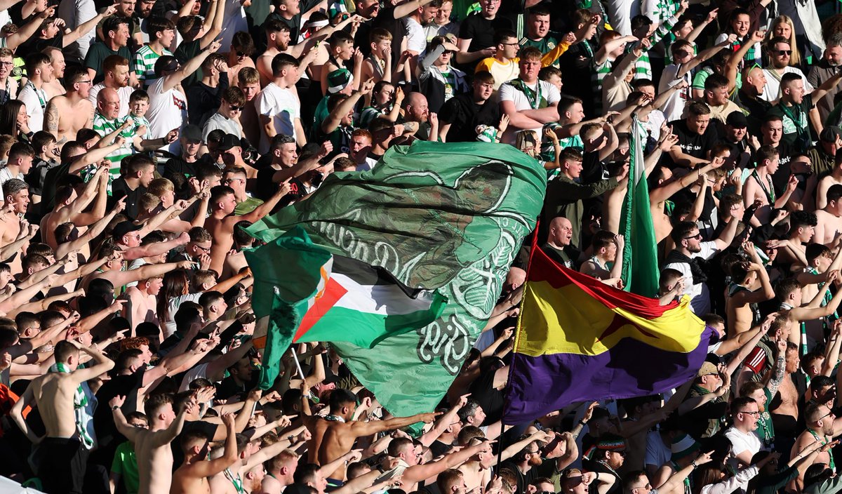 PHOTO | Ultras Celtic, Scotland 

#InternationalBrigades