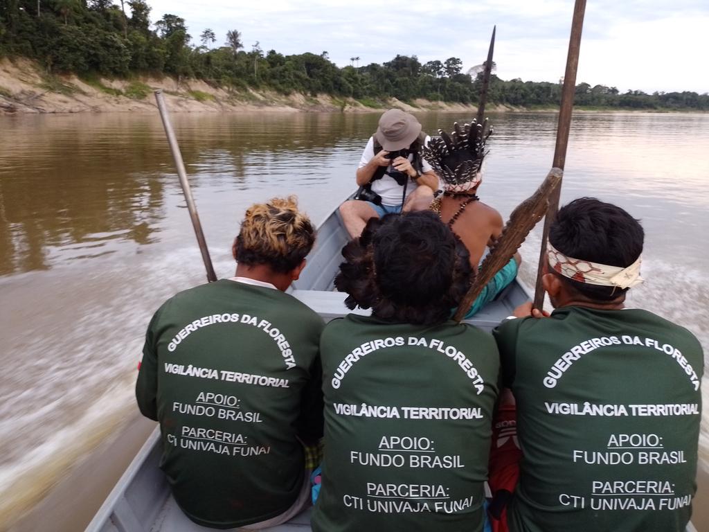Os Guerreiros da Floresta do povo Kanamari resistente na defesa de seu território ansestral.