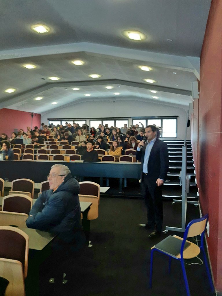 nicoperrin's tweet photo. Après les conférences de @AntoineGuillou Adjoint ala #Maire de @Paris, @BenjaminGestin DG @eaudeparis et Isabelle Quainon #DRH adjointe de @veolia, les conférences de Stéphane Wuilque de la @sadecgth et @YannickRATTE sur le défi "sobriété et adaptabilité" https://t.co/LY0qNQXtMh