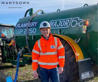 New Face at Manydown - Introducing Sean!

Manydown has a new Project Manager, who is a well-travelled South African and has decided to lay down his roots here in #Basingstoke.

bit.ly/3kITH72

#ManydownLife