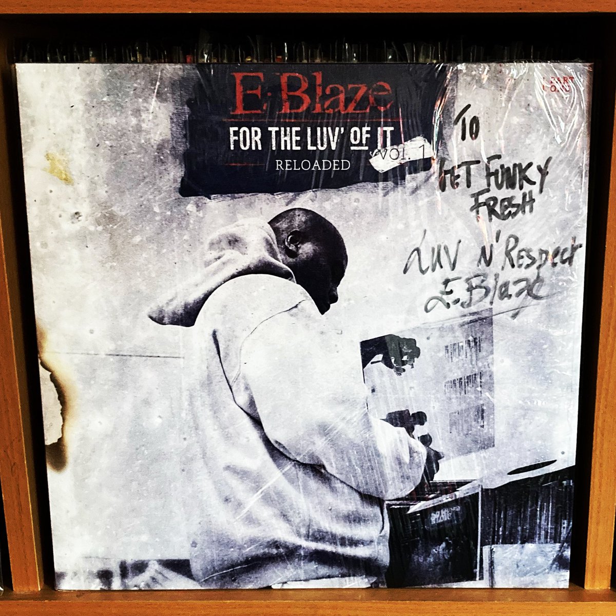 mister_fresh_'s tweet photo. E-Blaze - For The Luv' Of It - Vol. 1 Reloaded. Label : The Group LLC TG-003. Format : Vinyle, LP, Album. Pays : US 🇺🇸 Sortie : 2021. Dedicated by E-Blaze. Genre : Hip Hop. Special thanks to Ness. Fresh! Hip-hop #afro #funk #dj #getfunkyfresh #mastersofblackmusic 🎙🫶🏻🤘🏾💎😎❤️🪩👑 https://t.co/qydmehhL6H