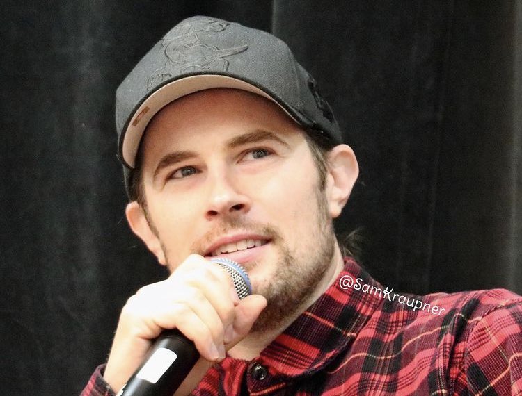 nasabuf's tweet photo. #lovehim #lovethisman #davidberry #extraordinarilytalented #mosttalented #humble #brilliant #gracious #fun #kind #witty #magnificent #tohearandbeheard #sexiestmanalive, inside/out #thebest #bestsmile #incrediblytalented #remarkablytalented #simplythebest credit: @SamKraupner https://t.co/LKtbSMQ0xH