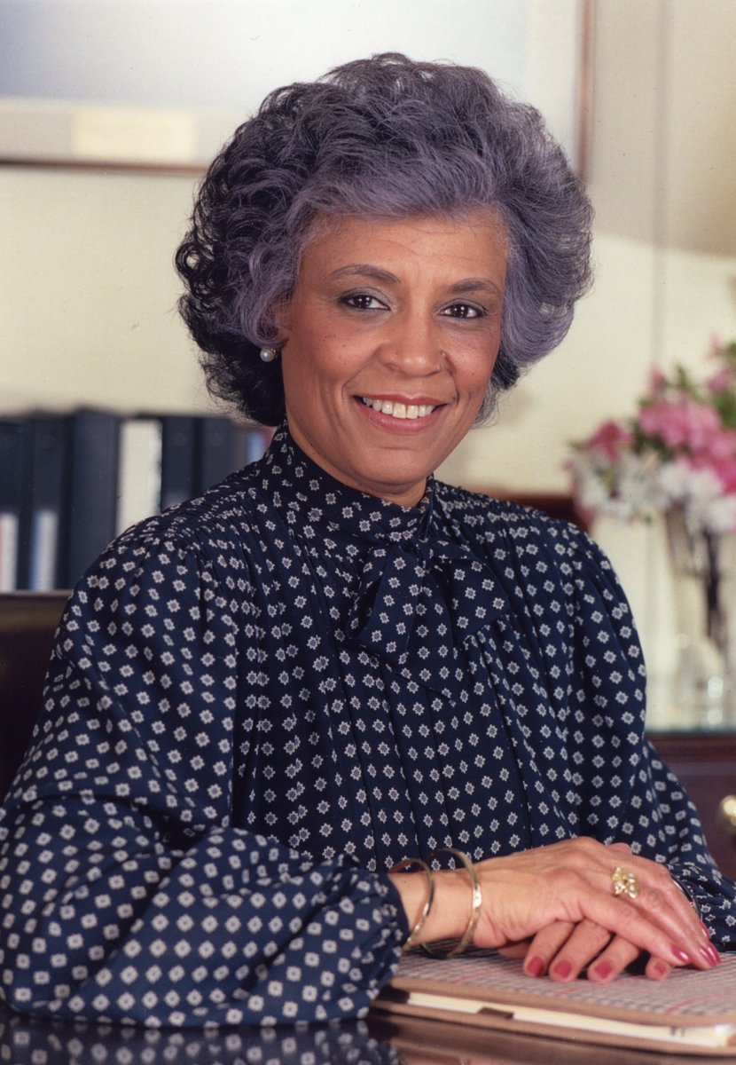 wmata's tweet image. We’re honoring the legacy of Carmen E. Turner, the first African American woman to head a major urban transit system, as GM of Metro from 1983-1990. Among many accomplishments, she expanded Metro from 42 miles and 47 stations to 73 miles and 63 stations. #wmata #BlackHistoryMonth