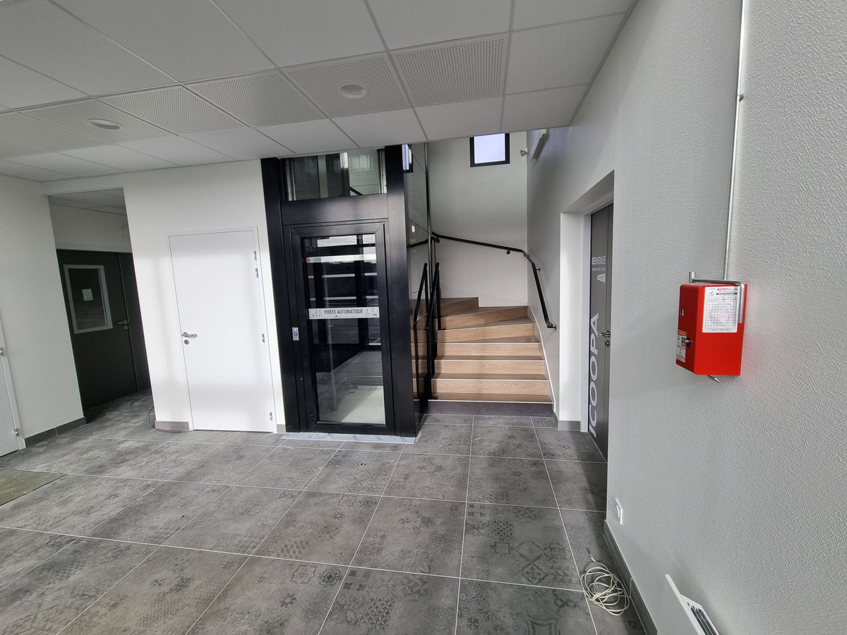 Installation  réussie  pour nos équipes dans notre bâtiment qui regroupe plusieurs entreprises. <a href="/icoopa/">ICOOPA</a> <a href="/AbeilleAssur/">Abeille Assurances</a> et bientôt  <a href="/StartPeopleFRA/">Start People France</a>