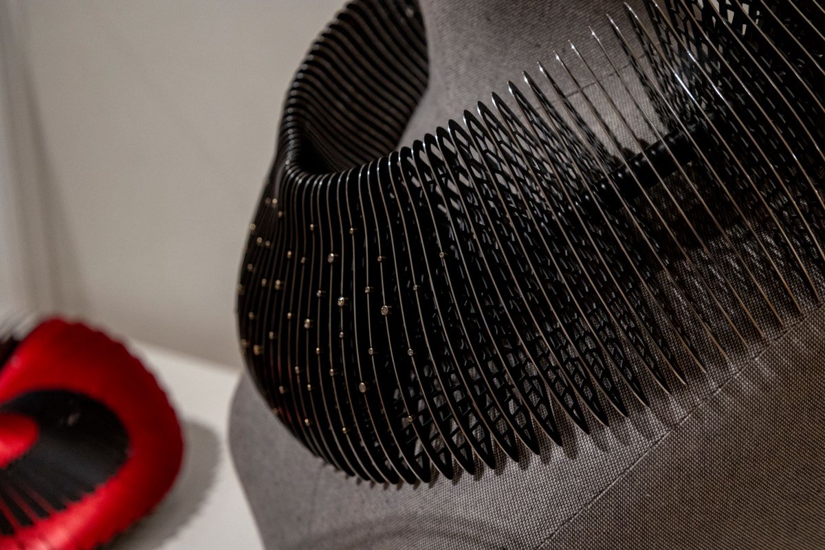 mac_birmingham's tweet photo. {Queer} + {Metals} is an exhibition by @tweetcraftspace exploring the multiplicity of queerness through metalwork. Featuring work by eight international and UK-based artists.
Open daily, MAC Community Gallery, free entry.
📷 Tegen Kimbley #QueerMetalsProject https://t.co/pk6aaN32l7