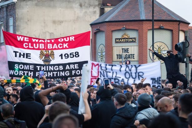 The__1958's tweet photo. Luckily we aren’t a trust, actions not words. This clickbait narrative is the reason we refuse your interviews.

We have protested at almost every game &amp; banners. Campaigns against sponsors, governing bodies, banks and investors.

@Sjopinion10 educate yourself @The__1958 🇾🇪 https://t.co/ayBAL85ZbQ