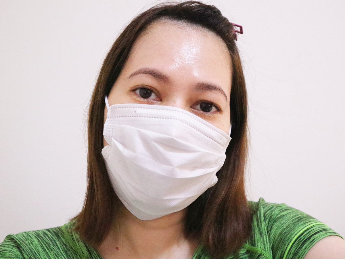 Uhpatva's tweet photo. หน้ากากอนามัยที่ใช้ประจำ IRIS OHYAMA ยกให้เลยใช้ดีจริง เพราะมีขนาดให้เลือกเข้ากับหน้ากระชับพอดี ไม่อึดอัด หายใจสะดวก นุ่ม ไม่มีเยื่อหลุดเป็นขุยติดจมูก กันฝุ่น PM 2.5 และเชื้อไวรัสโควิดได้ คืนนี้ 00.00 เตรียมตุนอีกจ้า 2.2 ลดราคาดีมาก ของต้องมีต้องใช้

https://t.co/hL615Zevjv https://t.co/Q7V3oOscY7