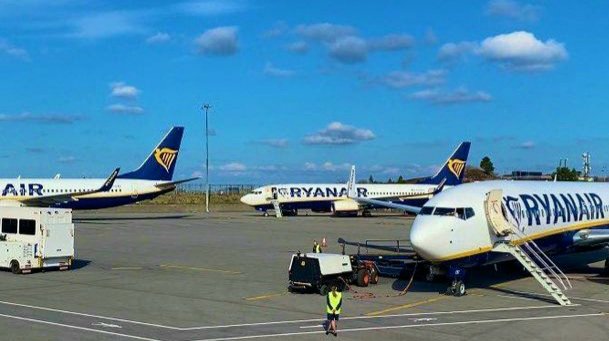 WestToursTales's tweet photo. Great news for tourism in the West in past few days with announcement of direct flights from Chicago to #Shannon and Heathrow to @Knockairport #KnockAirport @visitmayo https://t.co/62SULvtDvq