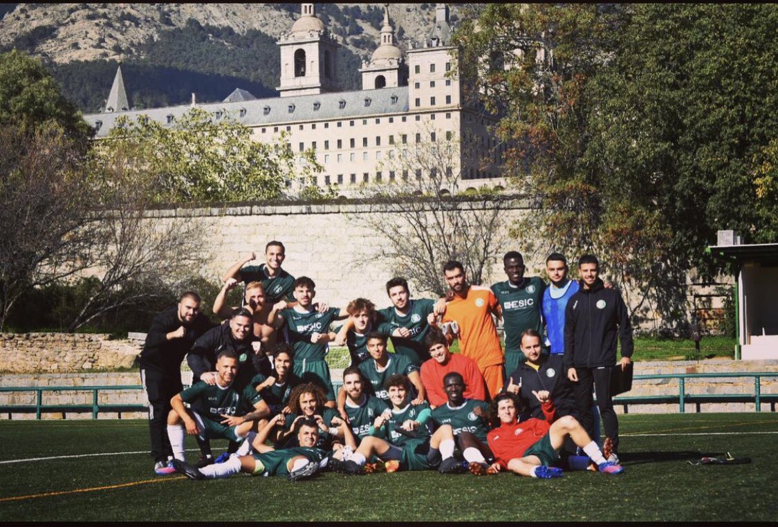 Después de 17 años de entrenamientos, partidos y viajes, toca poner punto y final y dejar lo que más me gusta hacer.
 GRACIAS FÚTBOL ⚽️❤️
