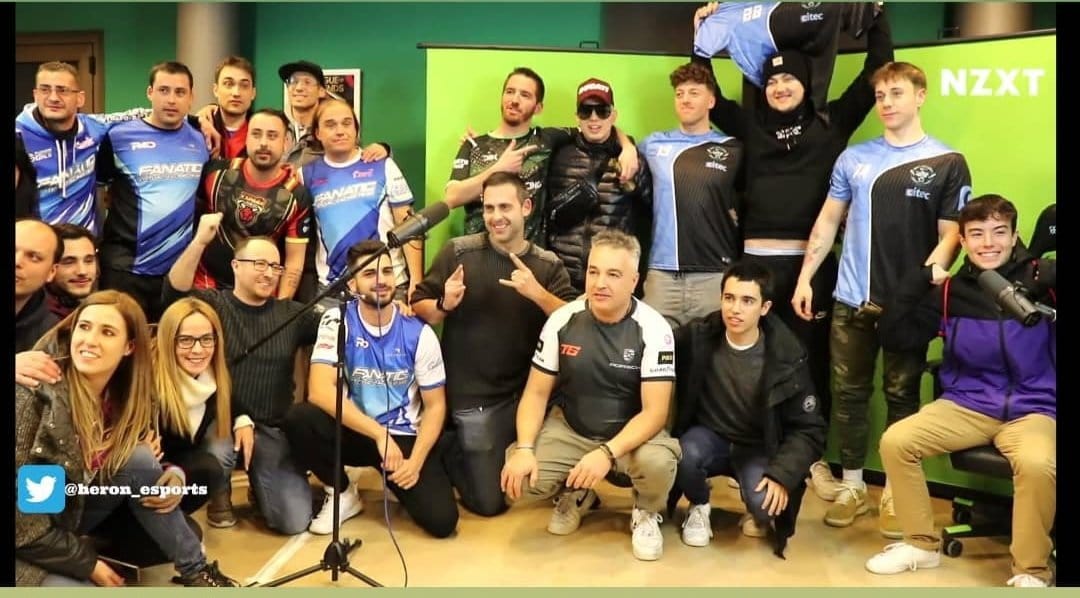 FanaticVirtual's tweet photo. Que gran comunidad la de gt! 
Así da gusto compartir pista con todos vosotros 😍😍

Ya queremos la siguiente 💙💙

@Heron_Esports 
@FanaticVirtual
@RacingFusion
@AGTdrivers 
@tdgracingteam
@ALNmotorsport
@GoHiSer 
@AlexTowers79 
@CustomsGT 
@GTSpain92 

#simracing #gt7 #racing https://t.co/AcdEyYKxjz