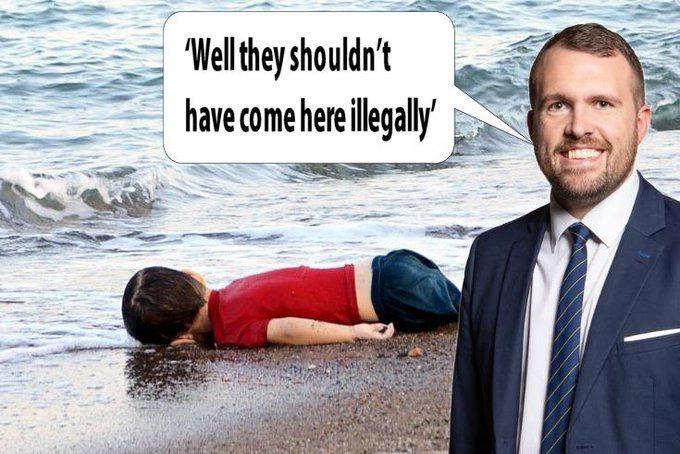 DickMackintosh's tweet photo. The party of Gullis and 30p Lee #pmqs https://t.co/uUYX356epK