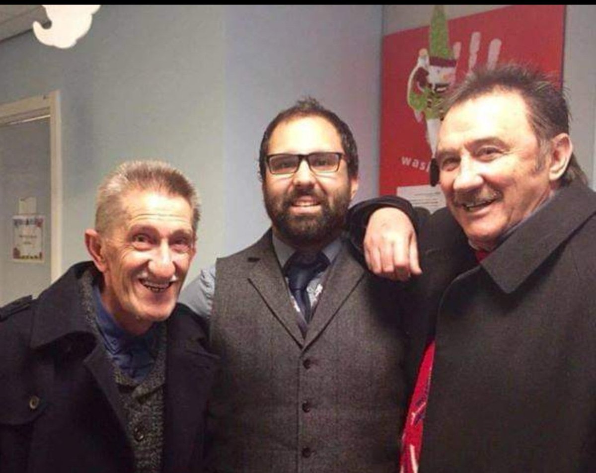 MASohatee's tweet image. After meeting my childhood heros, at work of all places, back in 2014, my boy has now found the comedic genius of Chuklevision, so I get an excuse to watch it all again with him. Thanks @PaulChuckle2 only problem is, Im now frequently told by a 4 year old "remember, no slacking"