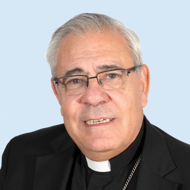 La Santa Sede acepta la renuncia de Monseñor Martínez Fernández como Arzobispo se Granada