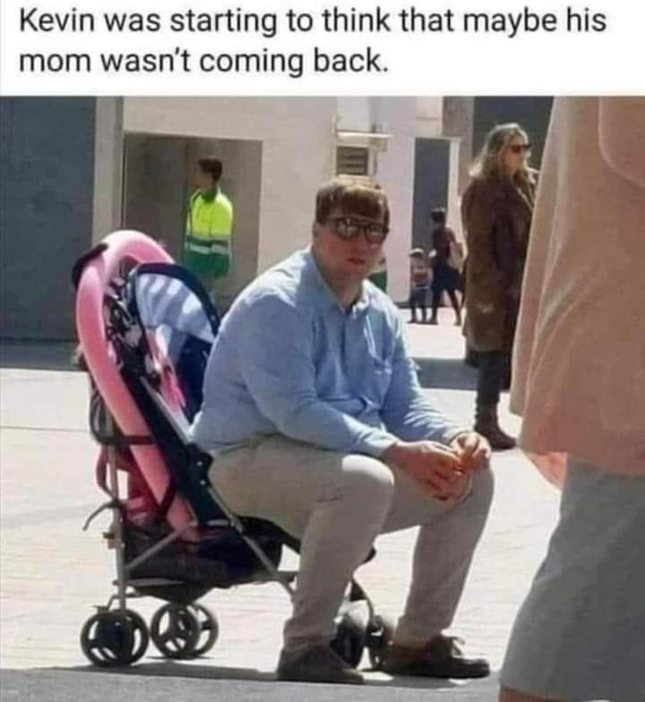 DaMetalGod's tweet image. RT GeneralBastard "I guess he is going to be home alone! https://t.co/Pqu99IdykQ"