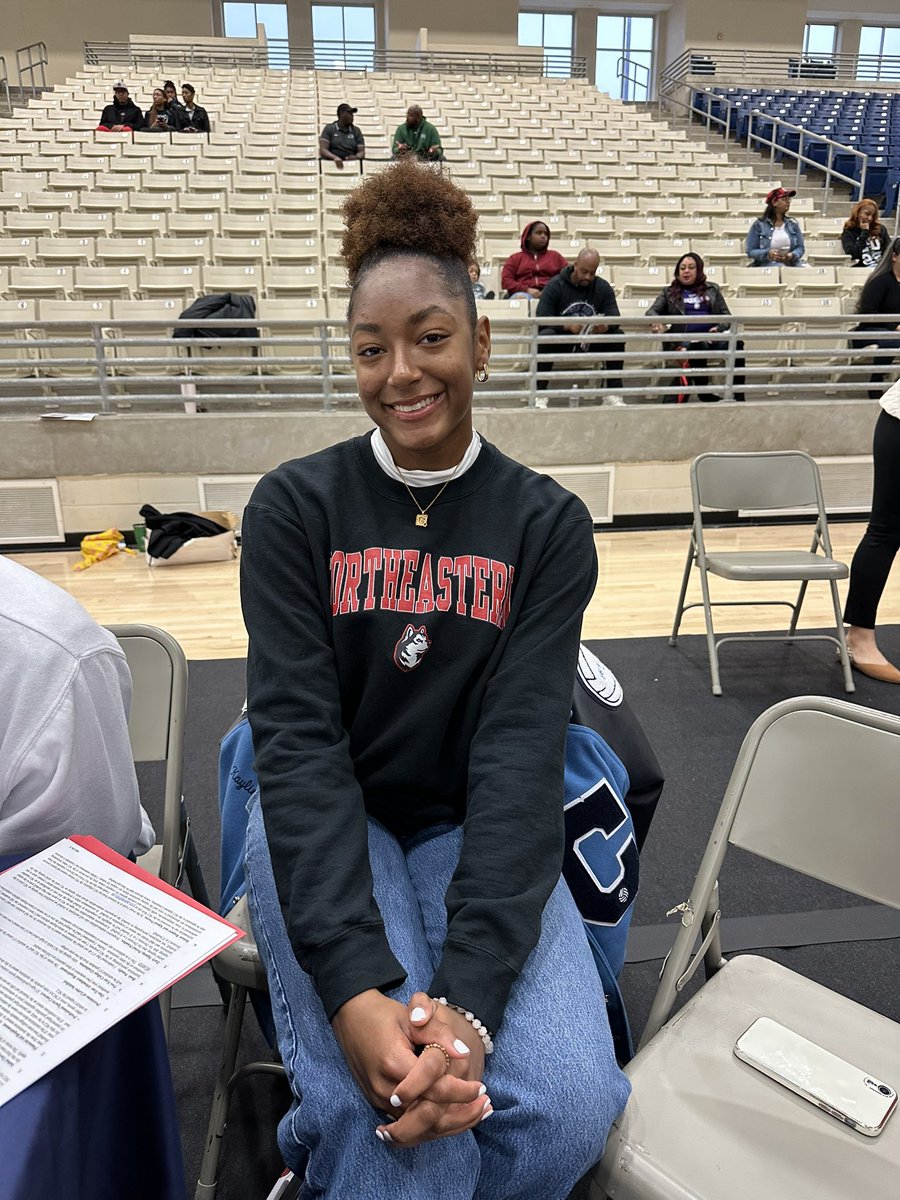 FBISD Athletics Signing Day!! @kaylinnmarissa <a href="/FBISDAthletics/">Fort Bend ISD Athletics</a>