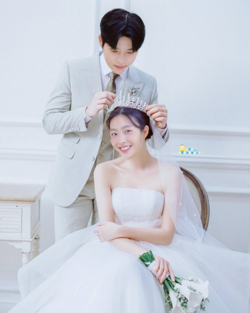 99Kimjihun's tweet photo. Crown Princess Yoon Cheongha is my queen 👑👸🏻🤴🏻
And this crown 👑 only I give to you my queen 😫🥹 Kesayangan 🩷🫰🏻 maafkan kehaluan ini 🤧
O.M.G #MoonSangMin #ohyeju #underthequeensumbrella #UTQU
#sangju couple #seongha couple https://t.co/I30EyLXwtX