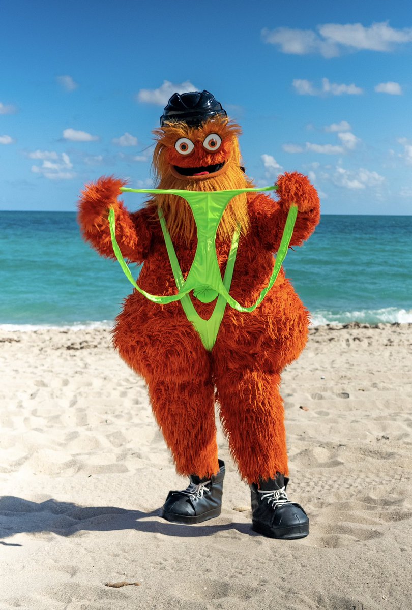 Gritty tweet media