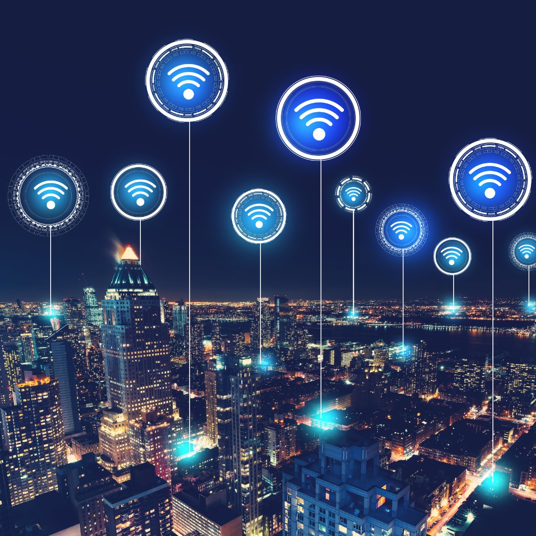 Protect Yourself from the Hidden Hazards of #ElectromagneticRadiation: Join us on Mon. Feb 6 at 12 pm EST when I'll be holding an informative Q&amp;A on the topic of electromagnetic fields &amp; the dangers of radiation. 
fastfoodhealing.com/lunch
#EMF #electromagneticfield