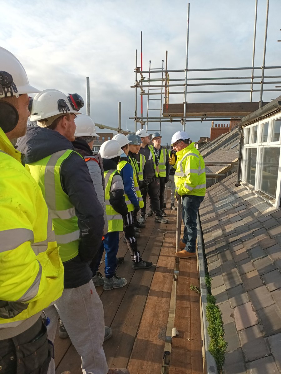 Elanor Johnson tweet media