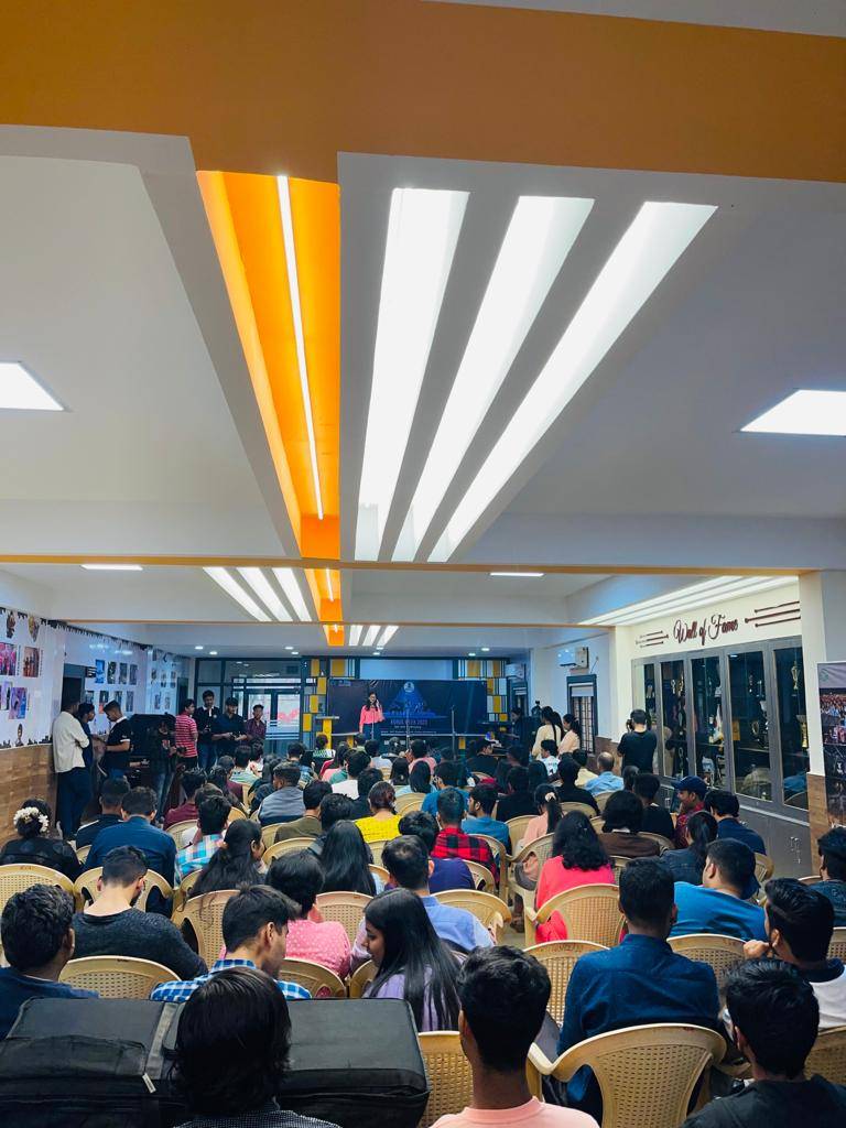 KIITUniversity's tweet photo. 🎼🎹🎤 KORUS WEEK commences.
#FunForward
#KIITSilverKarnival
#KIIT https://t.co/ski25rABpU