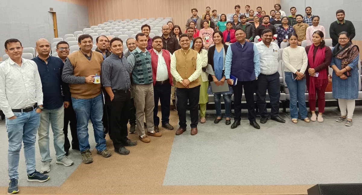 GujBiotechUni's tweet photo. Insightful talk on “Regulations of Pharmaceuticals and Recombinant DNA” by eminent scientist Dr. Nitin K Jain from Department of Biotechnology, GOI
@GujBiotechUni
#research #researchtalks #biotechnology #dbt #dstgog #biosafetyregulations https://t.co/1PUbVFw2Qm