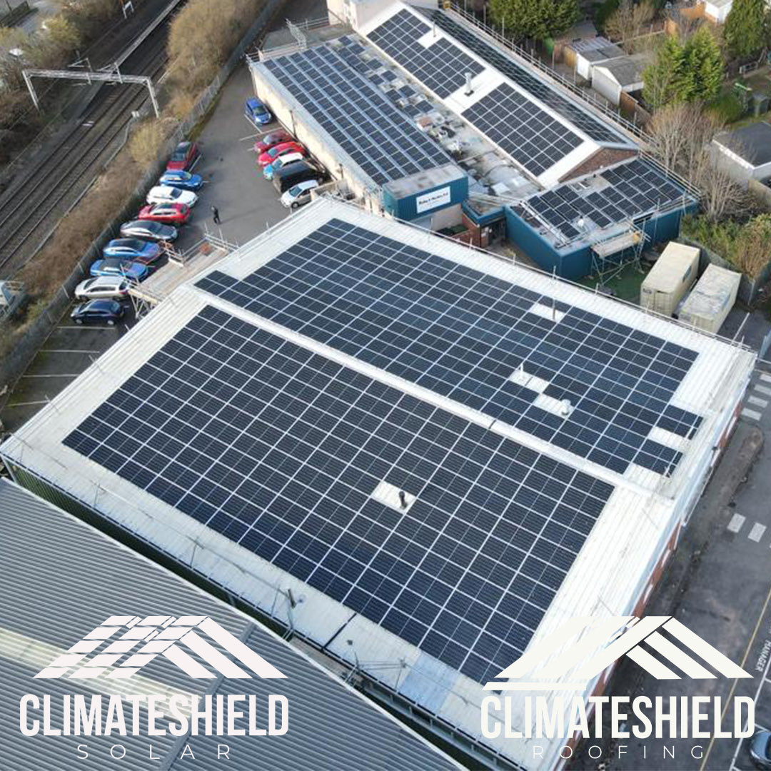CsSolarco's tweet photo. Our launch project for 2023 is nearing completion. ✅

The installation covers seven aspects and includes four big battery units (264kWh) . 🔋

When finished, there will be over 600 panels. 🎛️

What could we do for your business? 💪
#solar #solarPV #batterystorage https://t.co/Cp4gR7uagU