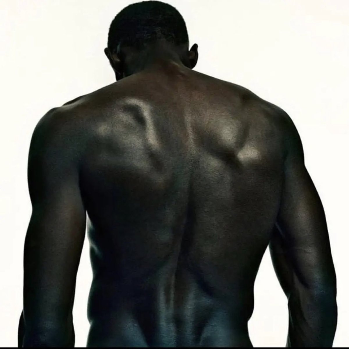 usainbolt's tweet photo. https://t.co/llUKXHbULS