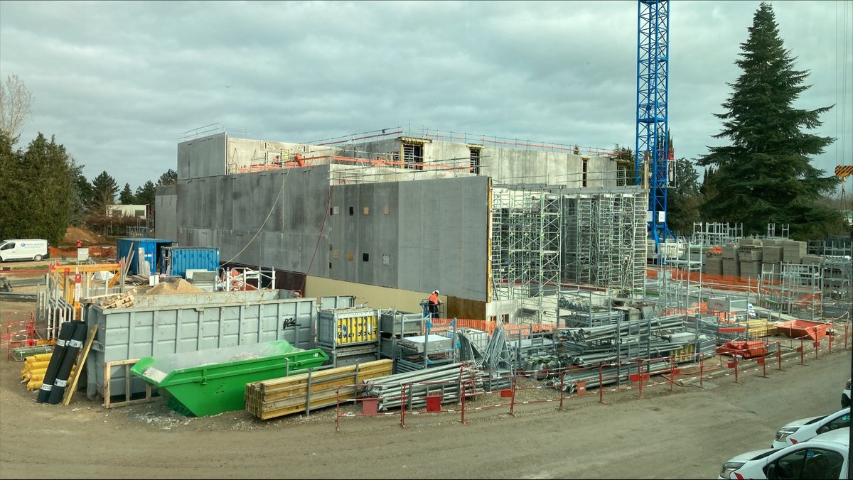 TelehouseFR's tweet image. 🎥🏗 [ACTUS] 🏗🎥

#Countdown : notre nouveau #datacenter #Magny2 ouvrira ses portes dans 8 mois !

Le #chantier de notre nouveau datacenter sur le Campus #TH3 Paris #Magny avance à grande vitesse ! 

En savoir plus 👉bit.ly/3UguU7x

#connectivité #yvelines #grandparis