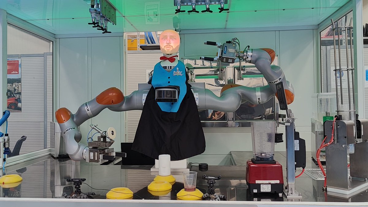 PriscaLab's tweet photo. E' in corso, presso la Totaro S.r.l., la presentazione di #brillo #bartendingrobot for interactive long lasting operation. Ringraziamo il Prof.   per il suo intervento. 
@dieti_unina @UninaIT @ICAROSCenter 
 #humanrobot  #brillo #totaro #priscalab #unina @brunosiciliano7 https://t.co/9lIC2bd0U8