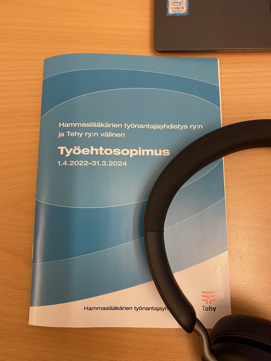 NPoijarvi's tweet photo. Tänään alkoivat myös @Tehy_ry:n ja Hammaslääkärien työnantajayhdistyksen neuvottelut vuoden 2023 palkankorotuksista. Tehyläiset, seuratkaahan Tehyn viestintää neuvottelujen etenemisestä. #tehy @JanniJarvinen https://t.co/ki2BKjmiWM