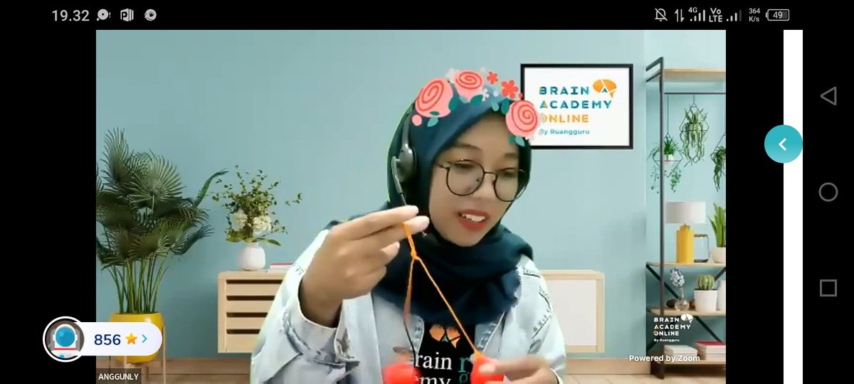 AprilliaPrasis1's tweet photo. LT bareng kk Anggunlyyy @temanngambismu ππ», membahas tentang Kubus, Balok, Dan Bola. Battle bareng kk Anggunly ternyata Brainies yang menang ππ. Rumus Kubus: V=rΒ³, Rumus Balok: V=pΓlΓt, Dan Rumus Bola: V=4/3ΓΟΓrΒ³ππβ¨
#ambistwt #Battle #studytwt #BelajarApaHariIni #Anggunly https://t.co/JdWjfxeL6i