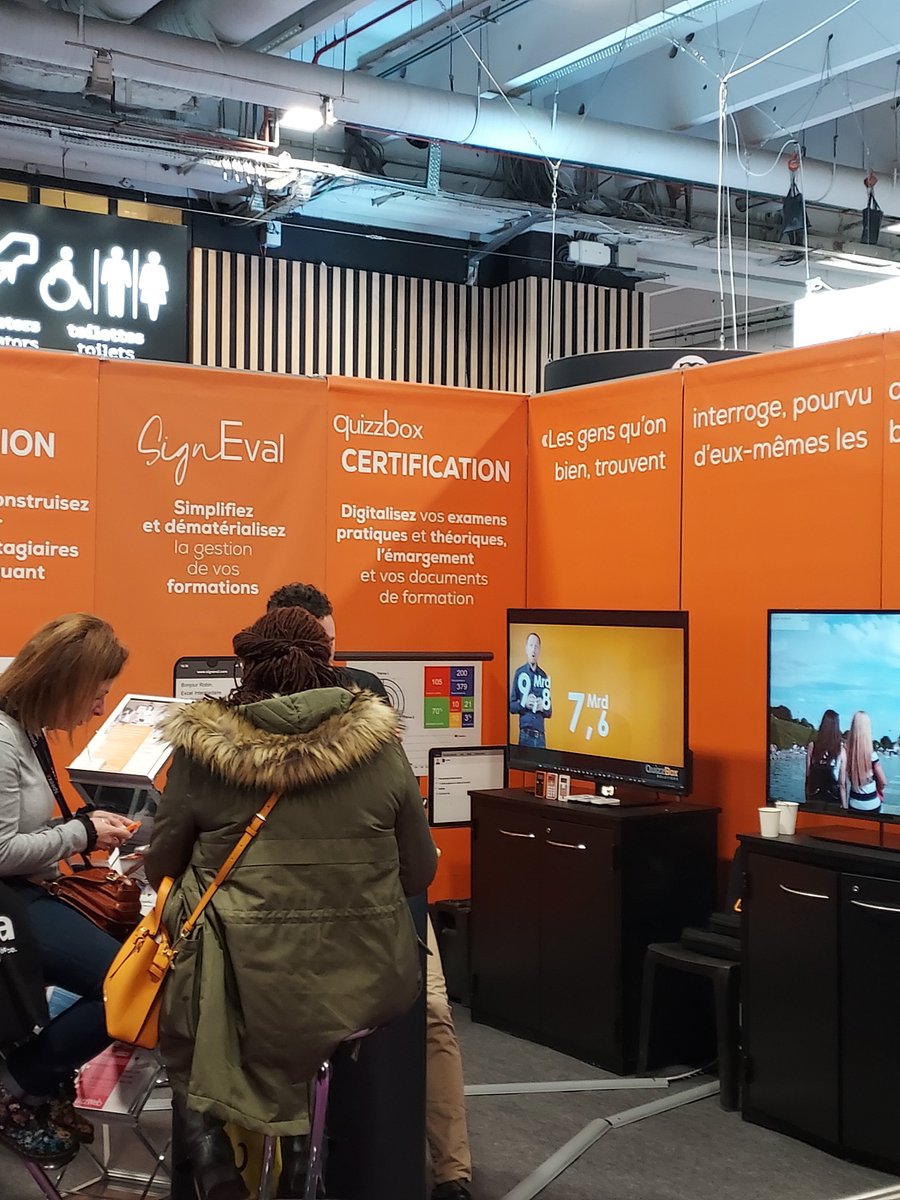 QuizzBox's tweet image. Premier jour de salon pour l&apos;équipe QuizzBox 
📍Venez échanger avec nous au stand Q76 
@LearnTechFR 

#salon #formateur #quizz #formation #signature