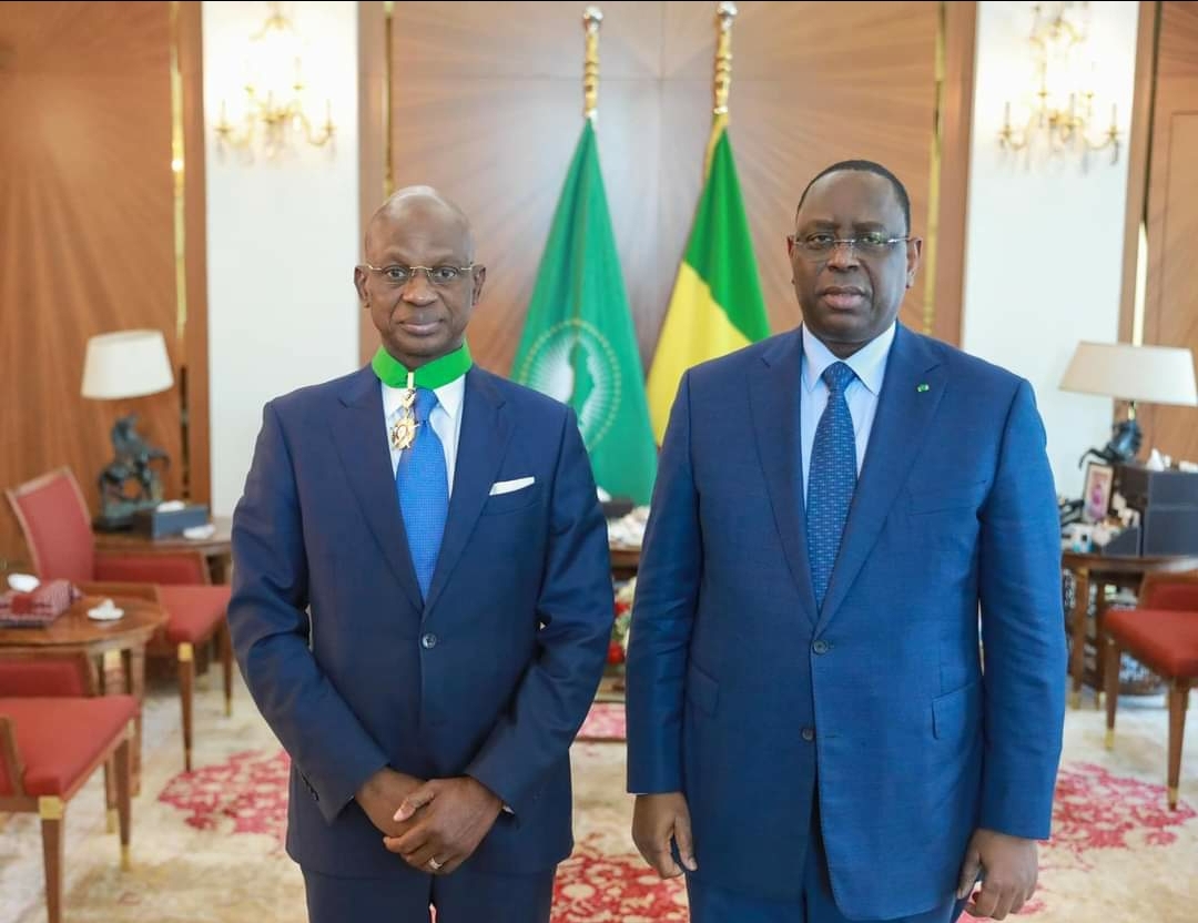 OnuSenegal's tweet photo. En fin de mission au🇸🇳, @Siaka_coul, Coordonnateur Résident d'@OnuSenegal🇺🇳a été élevé au rang de commandeur de l'ordre nationale du lion par SEM @Macky_Sall, qui lui a exprimé toute la reconnaissance du @GouvernementSn pour sa contribution au processus de #développement du pays. https://t.co/xgluwTntxg