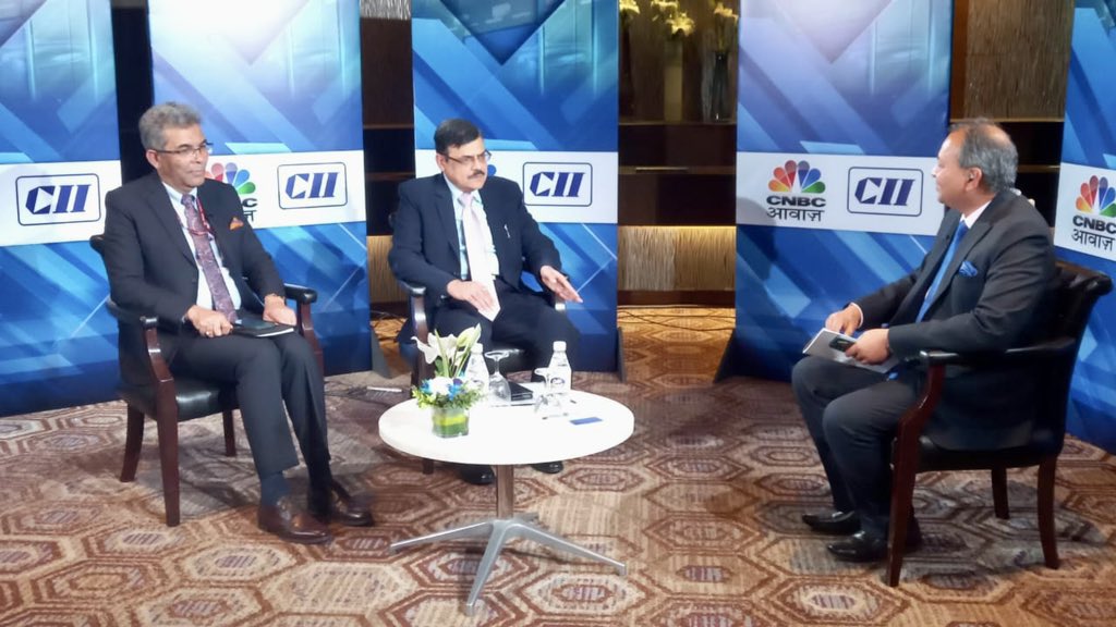 CBIC Chairman Shri Vivek Johri throwing light on key Indirect Tax proposals of #AmritKaalBudget with 
<a href="/aloke_priya/">Alok Priyadarshi</a> of <a href="/CNBC_Awaaz/">CNBC-AWAAZ</a> 

With him is Shri Nitin Gupta, Chairman, CBDT. #Budget2023