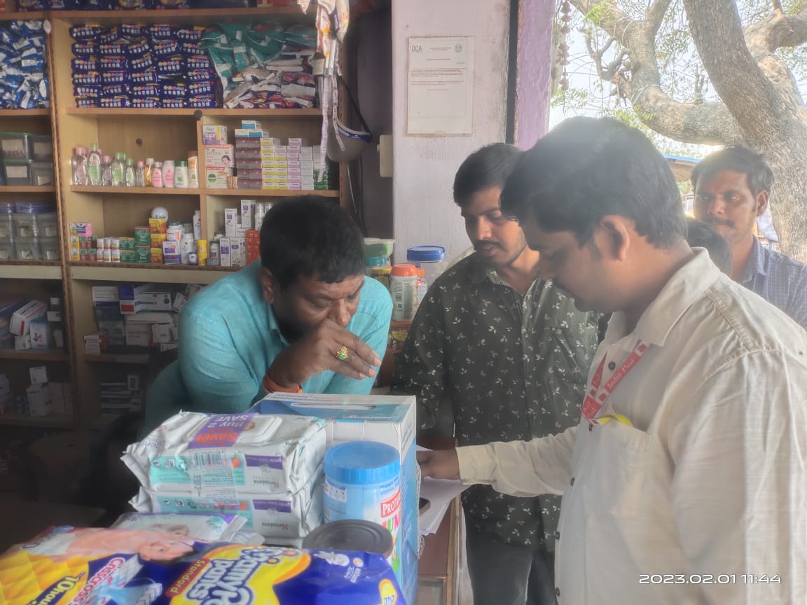 jshra1kumar's tweet photo. #PLIDAY Today door to door campaign conducted by IP KAMAREDDY Sub Division along with the staff of Nizamsagar SO  in connection with the PLI day and explained the features of PLI and RPLI to the public. Met with Javahar Navodaya School staff and encouraged th to take PLI. https://t.co/KuDS9MRVGQ