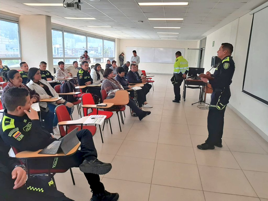 Departamento de Policía Boyacá tweet media