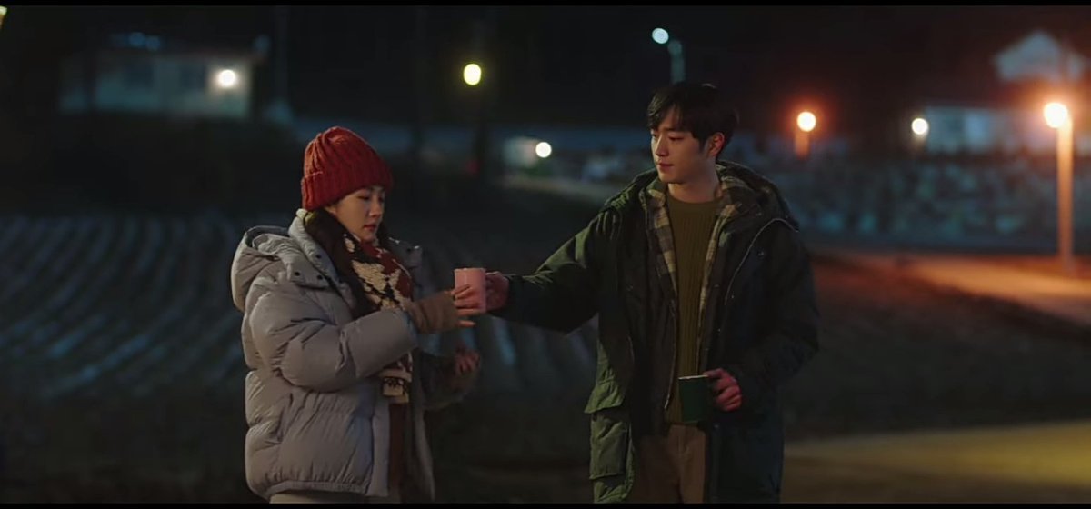 kdramadaisy's tweet photo. dah lama tak binge-watch a complete 16 eps kdrama in normal speed, words can't describe how much i love #WhenTheWeatherIsFine 🥹 currently on ep 7 and already get attached to them https://t.co/yE4mjTkEGb