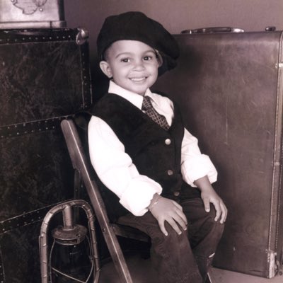 dsavage3900's tweet photo. #NewProfilePic https://t.co/NBgKI9iIxh