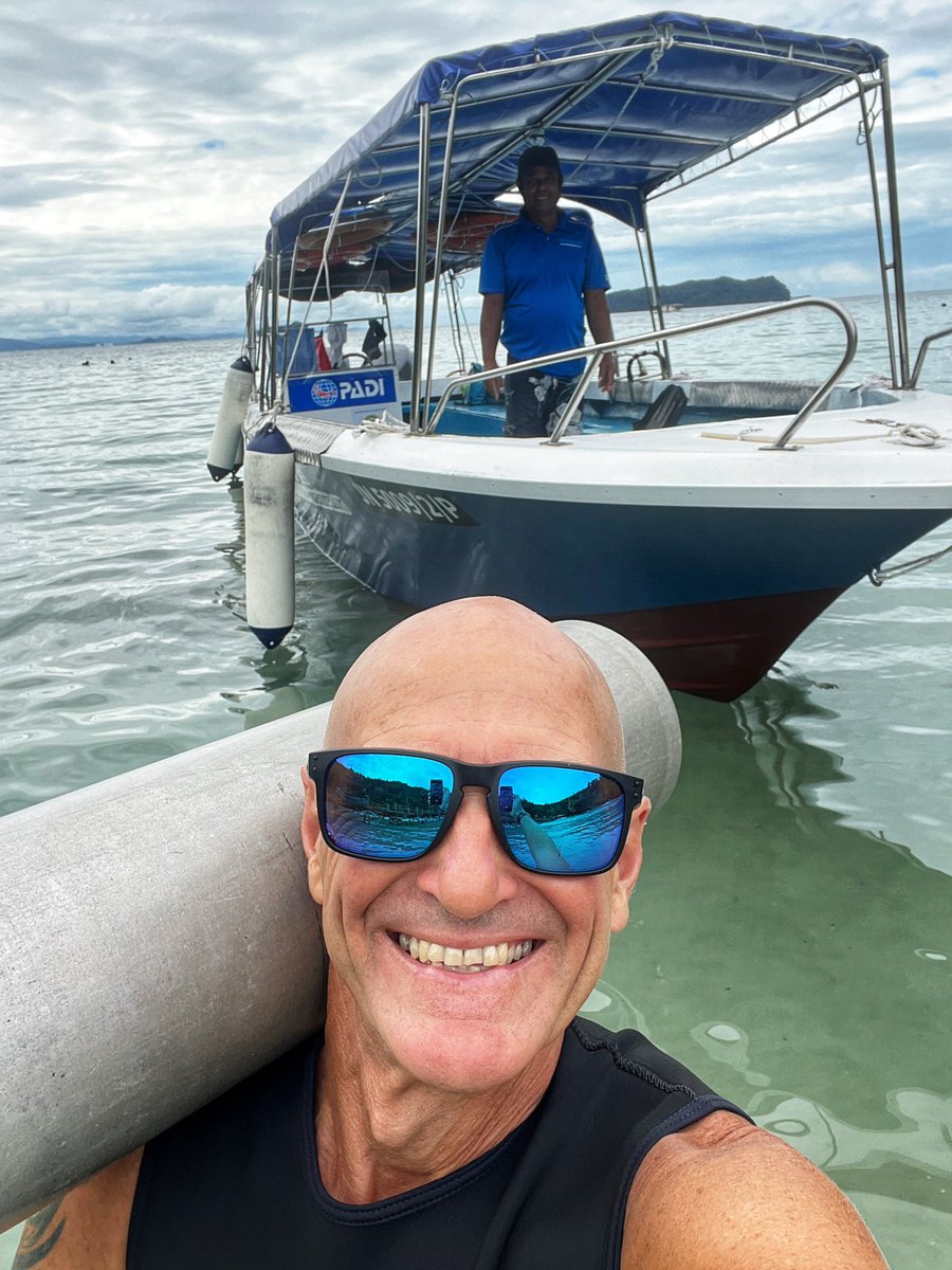 divedownbelow's tweet photo. Going #diving still excited even after a quarter of a century 😅 #padi #platinumcoursedirector still #lovediving https://t.co/PUTWWbGQ8v