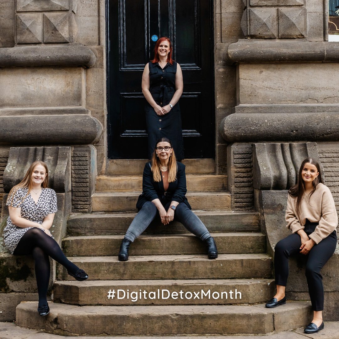 Youbee Media tweet media