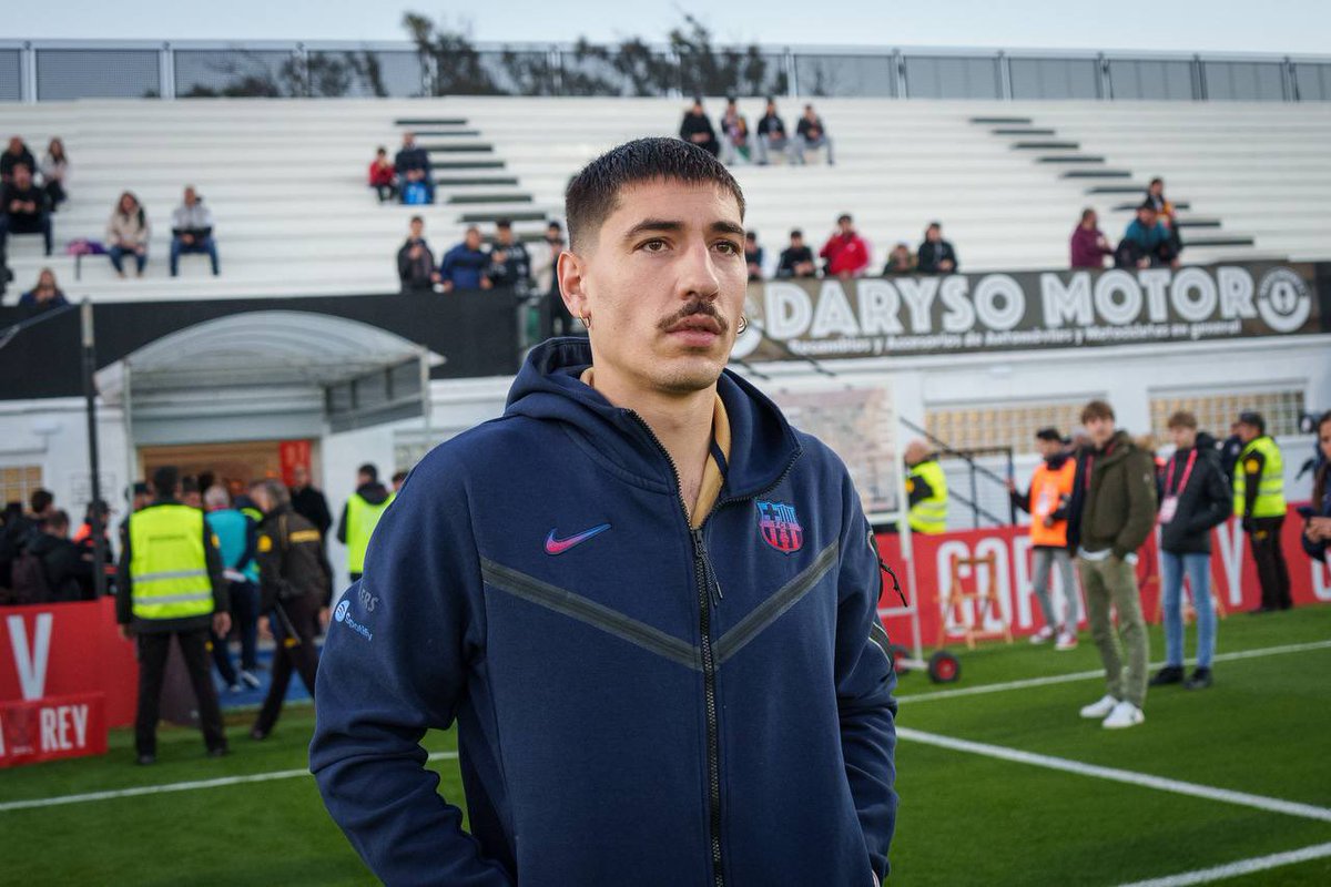 LaComarca1899's tweet photo. 🔵🔴Como adelantábamos ayer Bellerin se marxa del Barça dirección Portugal.

⚽️Héctor ha jugado 7 partidos con el Barça. https://t.co/6SwDoncVOM