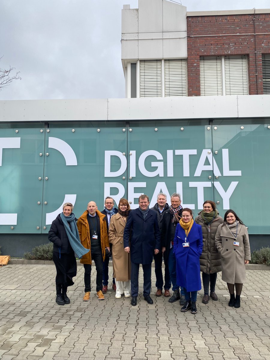 Thomas King (@thking) on Twitter photo Mit dem Ausschuss Digitales der CDU/CSU Fraktion des Dt. Bundestages hat der <a href="/DECIX/">DE-CIX</a> über die Zukunft der digitalen Infrastruktur gesprochen: <a href="/MBiadaczMdB/">Marc Biadacz</a> <a href="/reinhardbrandl/">Reinhard Brandl</a> <a href="/Hansjoerg_Durz/">Hansjörg Durz</a> Catarina dos Santos-Wintz <a href="/FHoppermann/">Franziska Hoppermann</a> <a href="/RonjaKemmer/">Ronja Kemmer</a> <a href="/MarkusReichelDD/">Dr. Markus Reichel</a> <a href="/NadineSchoen/">Nadine Schön</a> <a href="/NZippelius/">Nicolas Zippelius</a> Mit dem Ausschuss Digitales der CDU/CSU Fraktion des Dt. Bundestages hat der <a href="/DECIX/">DE-CIX</a> über die Zukunft der digitalen Infrastruktur gesprochen: <a href="/MBiadaczMdB/">Marc Biadacz</a> <a href="/reinhardbrandl/">Reinhard Brandl</a> <a href="/Hansjoerg_Durz/">Hansjörg Durz</a> Catarina dos Santos-Wintz <a href="/FHoppermann/">Franziska Hoppermann</a> <a href="/RonjaKemmer/">Ronja Kemmer</a> <a href="/MarkusReichelDD/">Dr. Markus Reichel</a> <a href="/NadineSchoen/">Nadine Schön</a> <a href="/NZippelius/">Nicolas Zippelius</a>