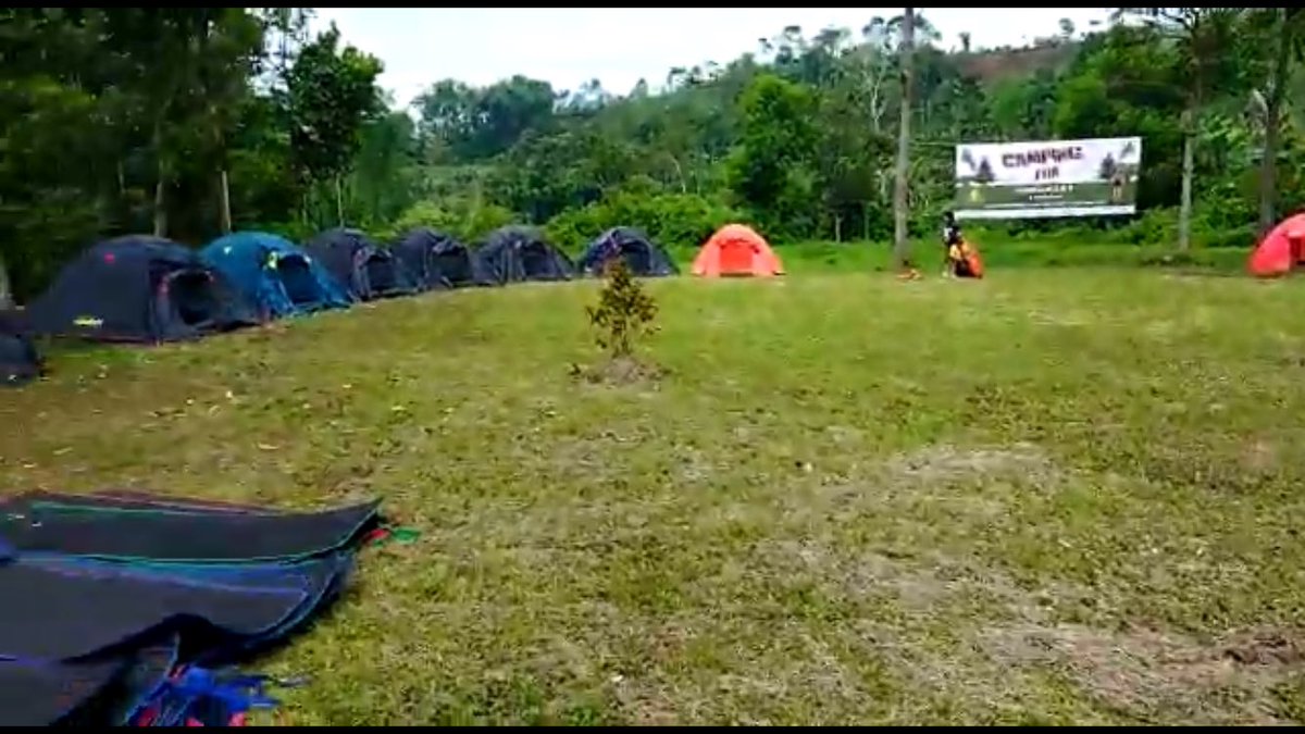 indrald85's tweet image. Ledok Amprong Desa Gubugklakah Kab. Malang. River Side Outbound and Camping Ground

#kabarmalang #outboundmalang #teambuilding #campinggroundmalang