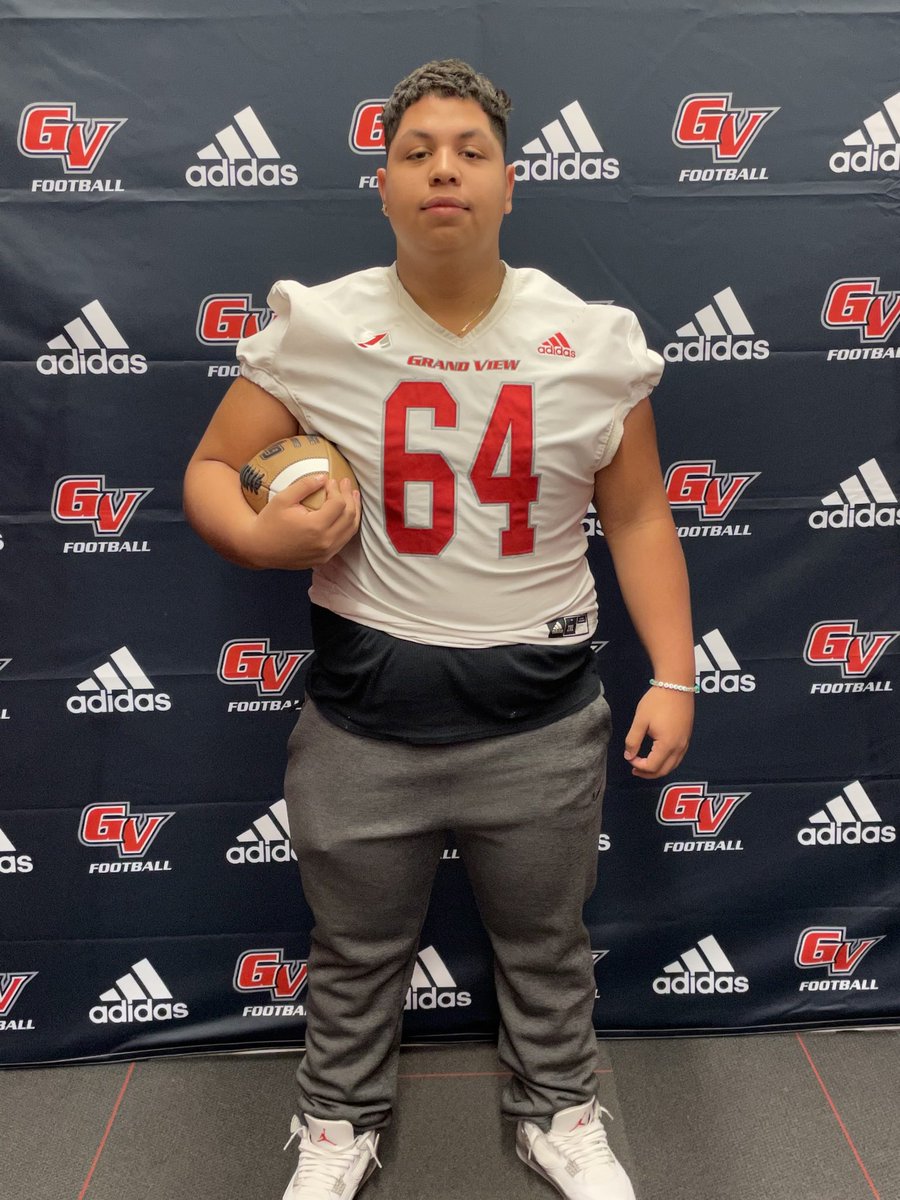 ugkjjosephh's tweet photo. #AGTG I Will Be Committing to GrandView University @coachdfulton @CoachJoeWoodley @GVVikingFB @GVCoachJep @jpilch67 @VikingAthletics  Let’s Work I’m Hungry https://t.co/6QwJn62s8r