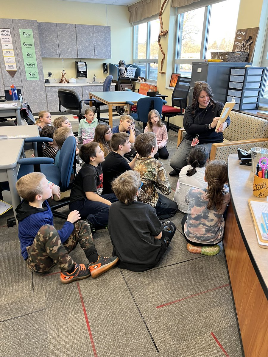 Thank you <a href="/mrslinderwell/">Mrs. Linderwell</a> for the fun read aloud today! We LOVED it! 🐺🐷#nationalreadaloudday